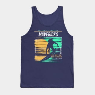 Retro Surfing Mavericks Beach Half Moon Bay California // Vintage Surfer Beach // Surfer's Paradise Tank Top